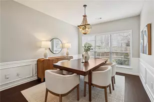 1130 Lyndhurst Way, Roswell, GA 30075 - Photo 8