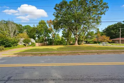 1461 Hawthorne Avenue SE, Smyrna, GA 30080 - Photo 8