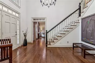 5460 E Idlewood Ln, Atlanta, GA 30327 - Photo 12