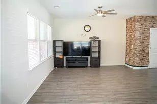 1900 Lanier Harbor Pt, Buford, GA 30518 - Photo 8