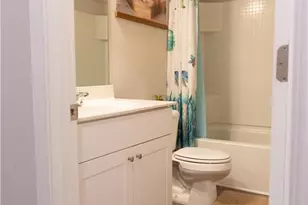 1900 Lanier Harbor Pt, Buford, GA 30518 - Photo 16