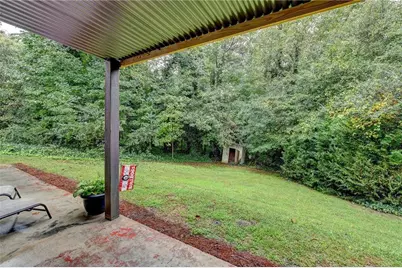 6490 Tuggle Drive, Buford, GA 30518 - Photo 16