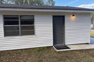 1071 Alexander St, Union Point, GA 30669 - Photo 4