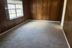 1071 Alexander St, Union Point, GA 30669 - Photo 8