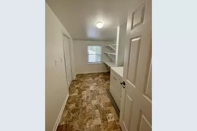 8940 Bay Drive, Gainesville, GA 30506 - Photo 16