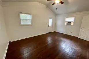 8940 Bay Dr, Gainesville, GA 30506 - Photo 6