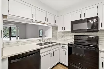 1800 Clairmont Lake #A227, Decatur, GA 30033 - Photo 12