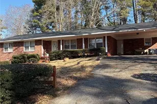 4260 Bingham Ct, Stone Mountain, GA 30083 - Photo 2