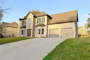 353 Madison Ave, Hampton, GA 30228 - Photo 1