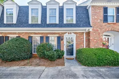 12 NW Palace Green Place NW, Atlanta, GA 30318 - Photo 2