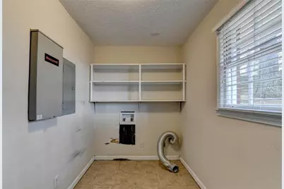 2325 Sussex Court, Snellville, GA 30078 - Photo 26