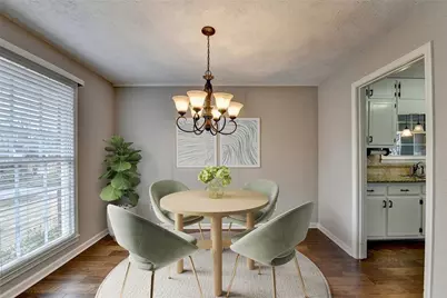 2325 Sussex Court, Snellville, GA 30078 - Photo 10