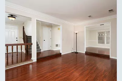 8950 Carroll Manor Drive, Sandy Springs, GA 30350 - Photo 8