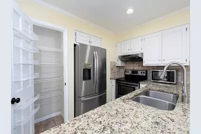 8950 Carroll Manor Drive, Sandy Springs, GA 30350 - Photo 14