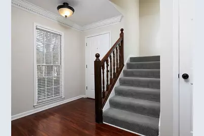 8950 Carroll Manor Drive, Sandy Springs, GA 30350 - Photo 6