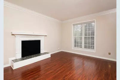 8950 Carroll Manor Drive, Sandy Springs, GA 30350 - Photo 10