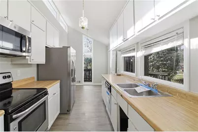 5309 Golfcrest Circle, Stone Mountain, GA 30088 - Photo 14