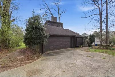 5309 Golfcrest Circle, Stone Mountain, GA 30088 - Photo 2