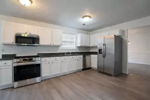 3888 English Valley Dr, Ellenwood, GA 30294 - Photo 2