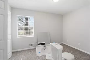 8822 Ashwood Dr, Riverdale, GA 30274 - Photo 18