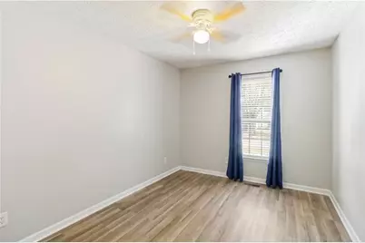 5559 Strathmoor Manor Circle, Lithonia, GA 30058 - Photo 12