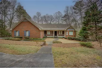 1030 Lake Haynes Drive NE, Conyers, GA 30012 - Photo 2