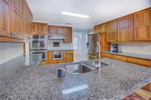 1030 Lake Haynes Dr NE, Conyers, GA 30012 - Photo 18