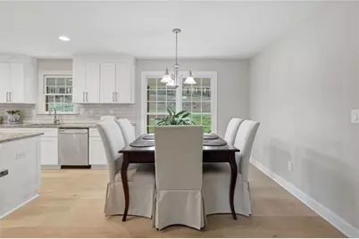 1562 Hillhaven Drive, Marietta, GA 30062 - Photo 10