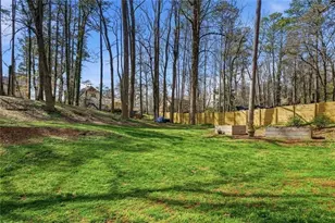 1562 Hillhaven Dr, Marietta, GA 30062 - Photo 38