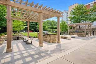 799 Hammond Dr, Atlanta, GA 30328 - Photo 32