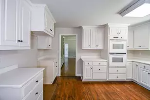 3216 Golf Club Dr, Gainesville, GA 30506 - Photo 12