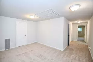 3216 Golf Club Dr, Gainesville, GA 30506 - Photo 32