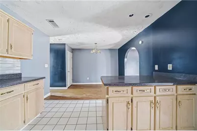 3785 Soapstone Road, Decatur, GA 30034 - Photo 10