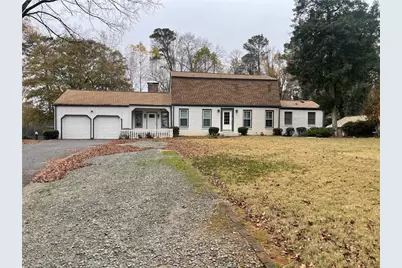 119 Woodlawn Drive NE, Marietta, GA 30067 - Photo 2