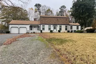 119 Woodlawn Dr NE, Marietta, GA 30067 - Photo 2