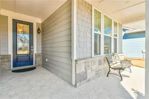 284 Pecks Ct, Hoschton, GA 30548 - Photo 4