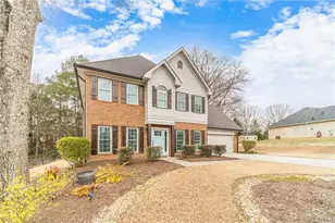 2240 Emerald Dr, Loganville, GA 30052 - Photo 6