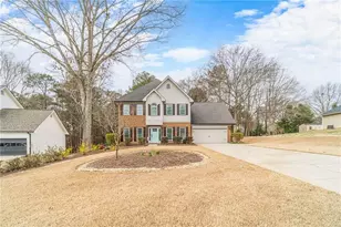 2240 Emerald Dr, Loganville, GA 30052 - Photo 2