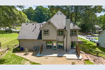 2240 Emerald Drive, Loganville, GA 30052 - Photo 36