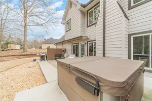 2240 Emerald Dr, Loganville, GA 30052 - Photo 38