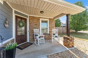 204 Sugar Maple Dr, Cornelia, GA 30531 - Photo 4