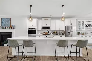 6176 Eves Way, Norcross, GA 30071 - Photo 4