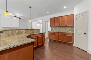 8505 Village School Dr, Cumming, GA 30041 - Photo 34