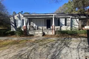 2397 Sandy Plains Rd, Marietta, GA 30066 - Photo 2