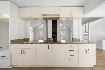 85 Geraldine Drive SE, Smyrna, GA 30082 - Photo 14