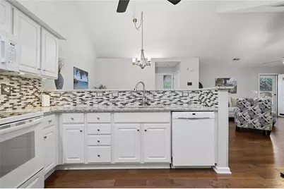 2132 Carefree Circle #10, Marietta, GA 30062 - Photo 14