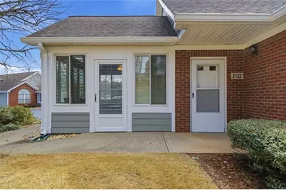 2132 Carefree Circle #10, Marietta, GA 30062 - Photo 4