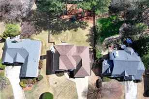 2015 Darien Park Dr, Roswell, GA 30076 - Photo 22