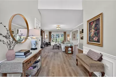 7070 Foxberry Ln, Roswell, GA 30075 - Photo 2