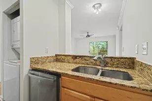 1041 State St NW, Atlanta, GA 30318 - Photo 14
